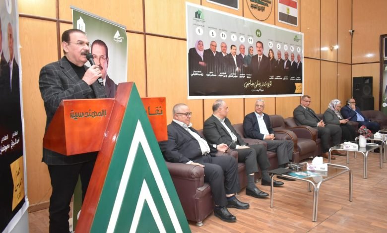 هاني-ضاحي-يبدأ-زيارته-للوادي-الجديد-بلقاء-المحافظ-ويؤكد-لمهندسيها:-دعم-التنمية-وتمكين-الكفاءات-أولوية-المرحلة-المقبلة