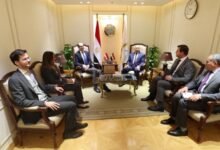 مصر-تبحث-مع-النمسا-إنشاء-مركز-إقليمي-لصيانة-ماكينات-تجديدات-السكة-وإنتاج- -قطع-الغيار