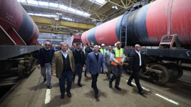 وزير-النقل-يتفقد-ورش-عربات-جبل-الزيتون-بالإسكندرية-المتخصصة-في-إجراء-العمرات-والتطوير-الشامل-للعربات