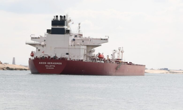 الفريق-أسامة-ربيع:-انتظام-الملاحة-في-قناة-السويس-من-الاتجاهين