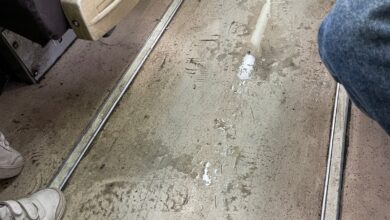 الركاب-غرقوا.-خلل-في-نظام-التكييف-بقطار-983-vip-القادم-من-أسوان-إلى-القاهرة-(فيديو)