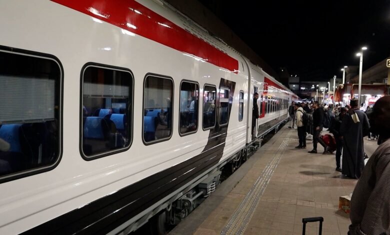 عيد-الفطر.قطار-2015-ثانية-فاخرة-من-أسوان-إلى-القاهرة-(مواعيد-وأسعار)