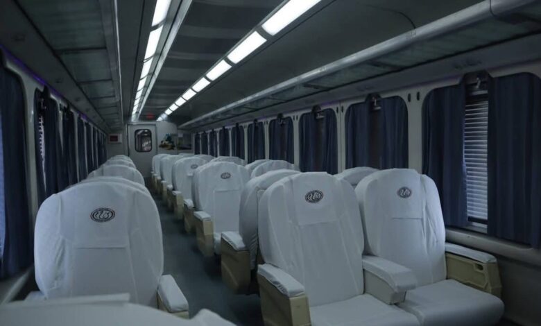 التذاكر-تبدأ-من-410.-تفاصيل-مواعيد-وأسعار-تذاكر-قطار-البريميم-1090-من-القاهرة-لأسوان