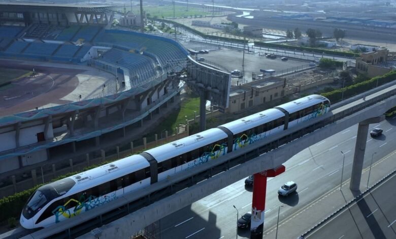 في-أول-أيام-العيد.-الرئيس-السيسي-يفتتح-مشروع-مونوريل-شرق-النيل رسميًا