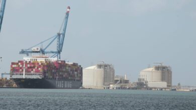 ميناء-دمياط-:-تعمل-بمعدلاته-الطبيعية- رغم-سوء-الأحوال-الجوية 