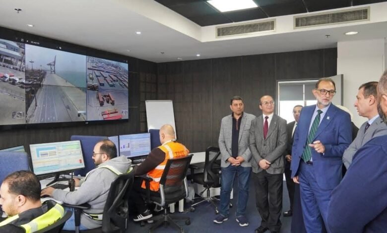 رئيس-هيئة- الغذاء-يتفقد-ميناء-الاسكندرية-وتعزيز-الرقابة-وتسريع-تداول-الرسائل-الغذائية