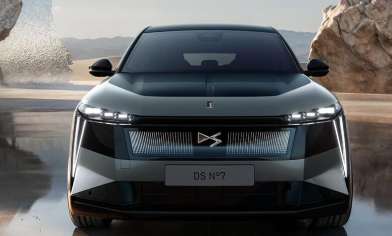 للمرة-الأولى-منذ-تأسيسها.-ds-automobiles-تُجدّد-أحد-طرازاتها-مع-إطلاق-ds-n°7