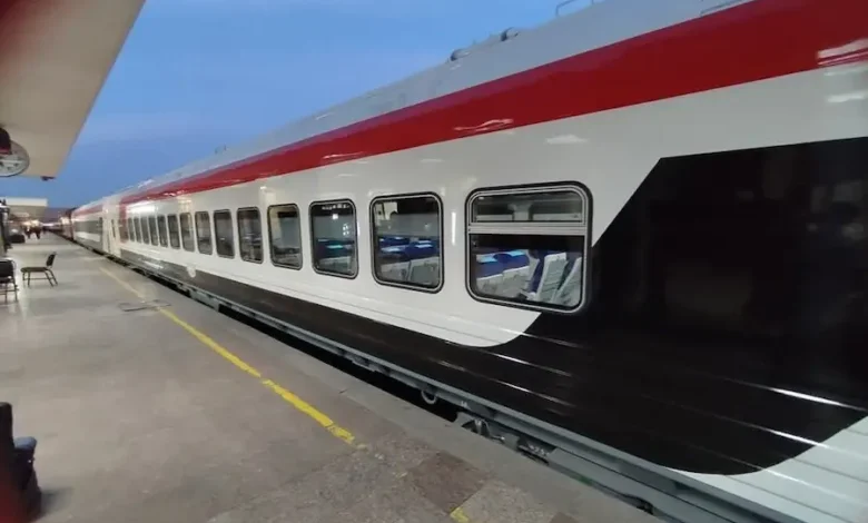 محافظات-حتى-سوهاج.قطار-2006-ثانية-فاخرة-«تفاصيل-توقفات-وأسعار»