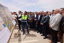 وزير-النقل-يجري-جولة-تفقدية-لمشروع-خط-سكة-حديد-بئر-العبد-ـ-العريش-ـ-جنوبا-رأس-النقب-(مطار-طابا)-بطول-353-كيلومترًا