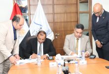 الهيئة-العامة-لموانئ-البحر-الأحمر-وهيئة-قناة-السويس-يوقعان-عقدًا-لبناء-وتوريد-(4)-قاطرات-بحرية-و(3)-لنشات 