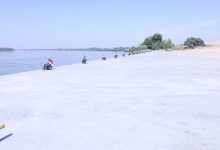 وزير-النقل-يشهد-التشغيل-التجريبي-لميناء-دندرة-النهري-بمحافظة-قنا