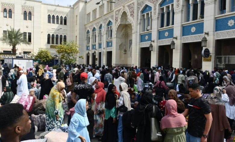 السكة-الحديد-تُسيّر-رحلة-جديدة-لنقل-الأشقاء-السودانيين-ضمن-مشروع-«العودة-الطوعية»