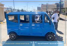 تسع-لـ6-مقاعد.-محافظ-الإسكندرية-يتفقد-السيارة-«بديل-التوكتوك»-قبل-تشغيلها-تدريجيًا 