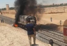 بسبب-عبورها-بسرعة-مفاجأة.-وفاة-ركاب-سيارة-واشتعال-عربة-قطار-إثر-تصادم-بالسويس