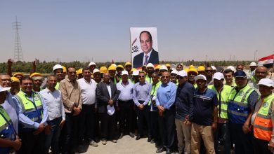 كامل-الوزير-يجري-جولة-تفقدية- لمحور-دراو-في-أسوان-بطول-18-كيلو-متر-لربط-محاور-التنمية-بين-شرقي-وغرب-النيل 