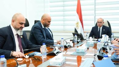 وزير-الاستثمار-يبحث-مع-قيادات-دي-بي-ورلد-فرص-التوسع-في-مراكز-التوزيع-وتعزيز-التكامل-التجاري-مع-الأسواق-الإفريقية