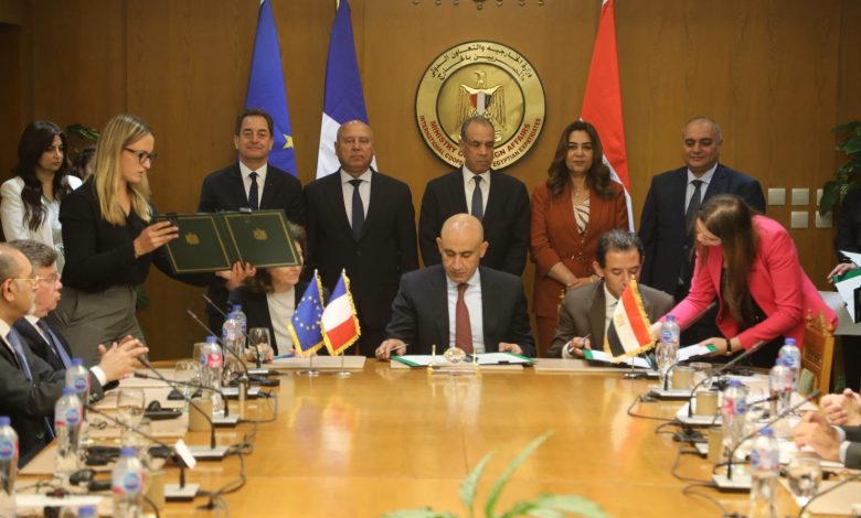 وزير-النقل-يشهد-توقيع-خطابي-نوايا-لإنشاء-مدرستين-للتكنولوجيا-التطبيقية-بمعهد-وردان-ومدينة-بدر