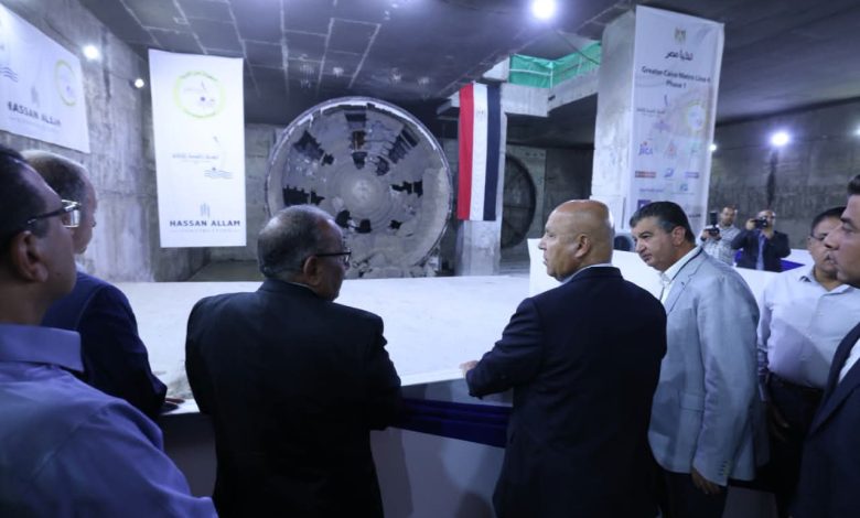 وزير-النقل-يشهد-خروج-ماكينة-الحفر-النفقي-الثانية-من-محطة-المساحة-بإتجاه-محطة-الجيزة 