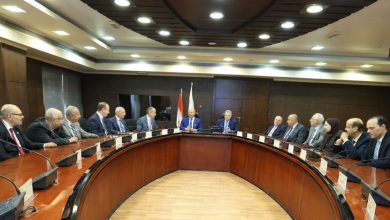 وزير-النقل-:-موانيء-مصر-تستقبل-221-سفينة-وتداول-أكثر-من-500-ألف-حاوية-مكافئة-في-2025