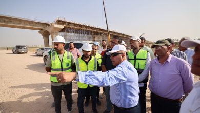 وزير-النقل-يتفقد-مواقع-العمل-بالخط-الأول-من-شبكة-القطار-الكهربائي-من-مطروح-إلي-النوبارية